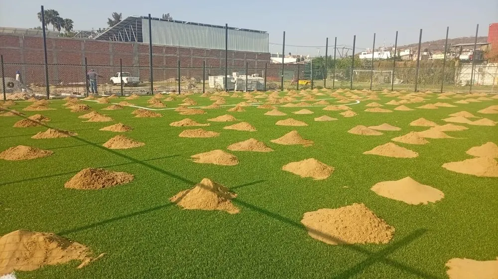 cancha de futbol 5 en México con pasto sintético deportivo instalado por Sportmaster