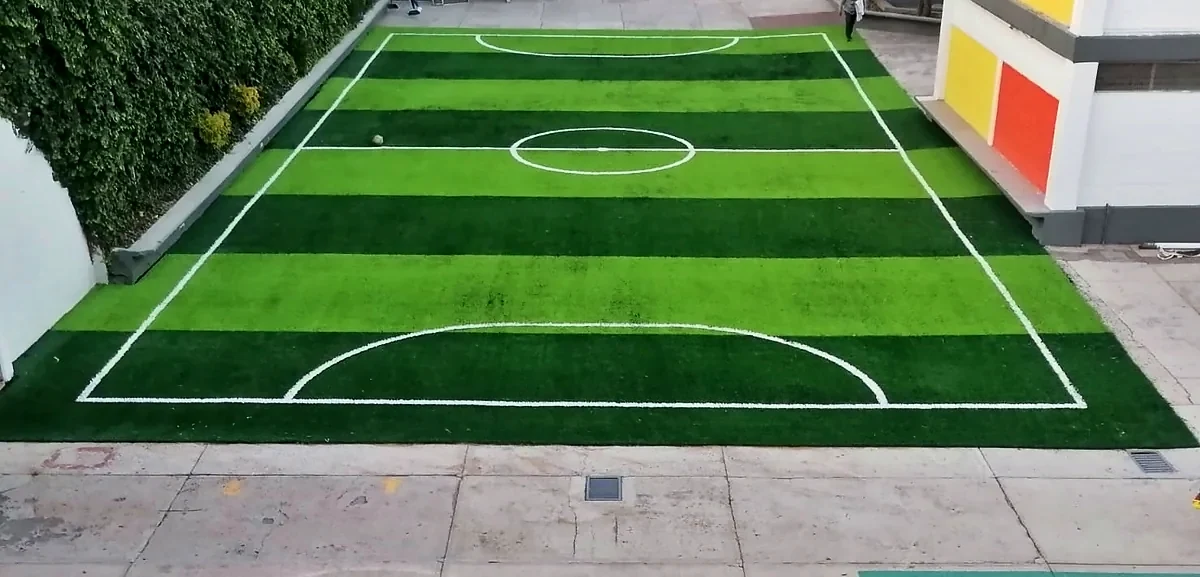 Cancha de fútbol 5 con pasto sintético en Coacalco, Estado de México
