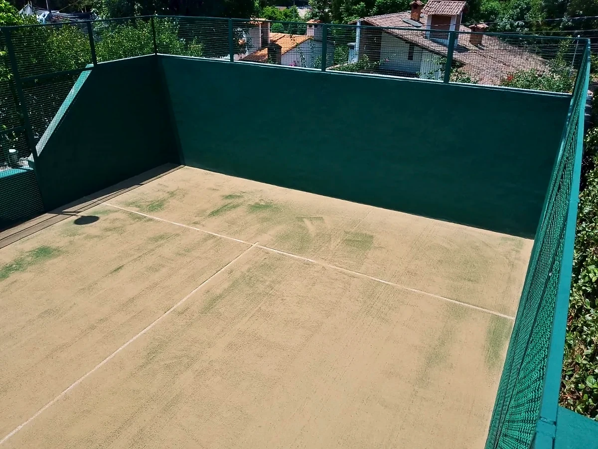 Cancha de pádel con pasto sintético en Cancha Vega del Valle, Valle de Bravo, Estado de México: pasto sintético para pádel