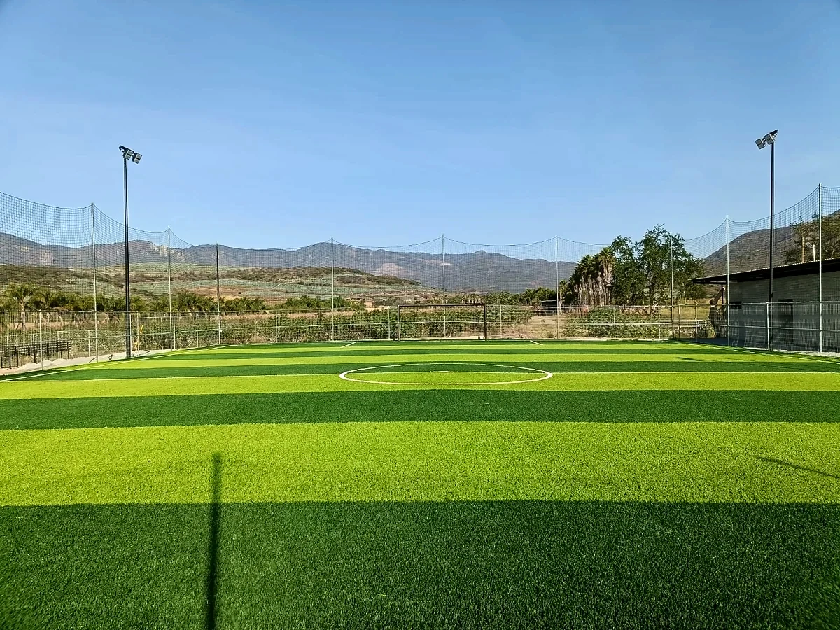 Cancha de fútbol 7 con pasto sintético en San Gabriel, Jalisco