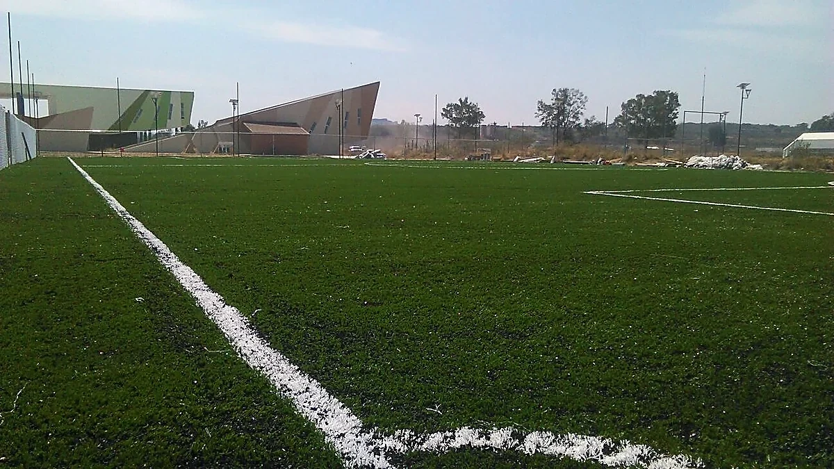 Pasto sintético en Guadalajara y Jalisco: Cancha de fútbol soccer con pasto sintético en Tonalá, Jalisco