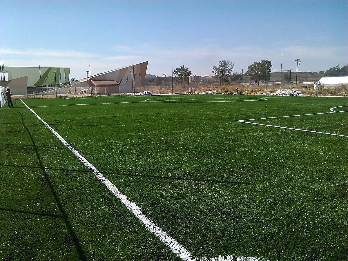 Pasto sintético en Guadalajara y Jalisco: Cancha de fútbol soccer con pasto sintético en Tonalá, Jalisco