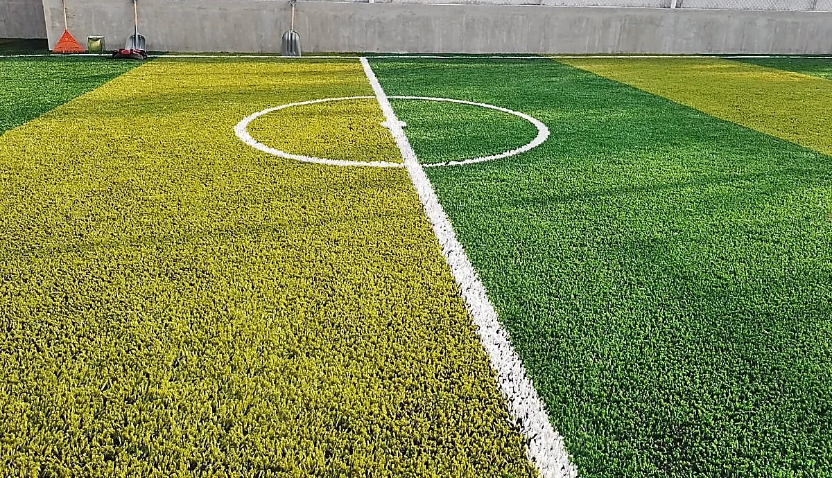 Pasto sintético en Monterrey y Nuevo León: Cancha de fútbol rápido con pasto sintético en Santa Catarina, Nuevo León