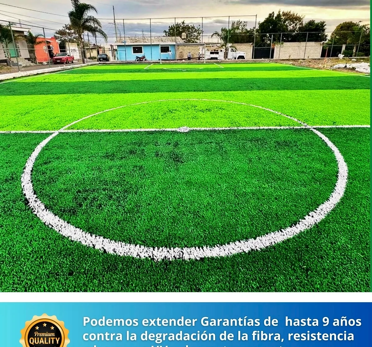 Cancha de fútbol 5 con pasto sintético en Unidad Deportiva Centro, San Jerónimo Coyula, Puebla: líneas insertadas en el pasto sintético