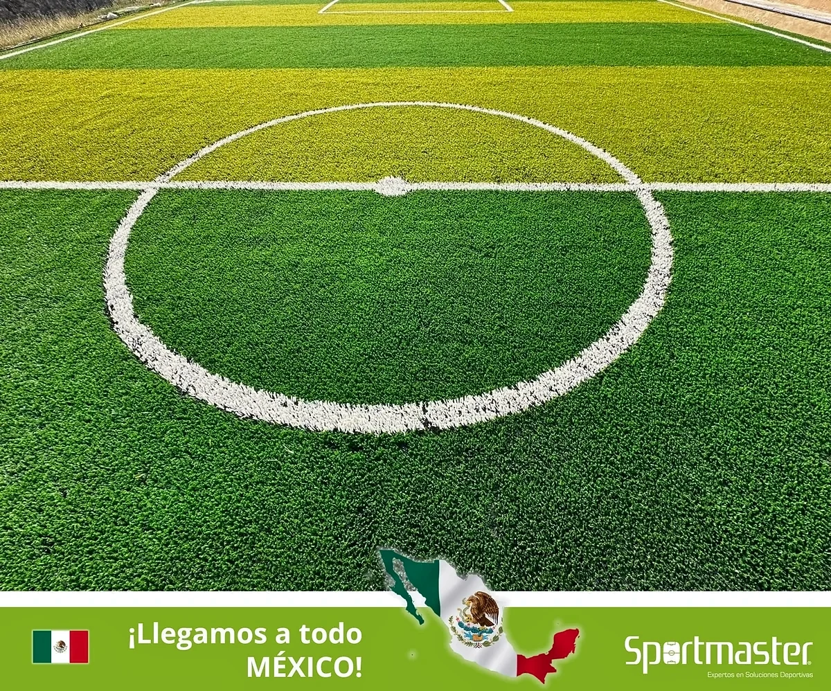 Cancha de fútbol 5 con pasto sintético en Colegio Félix de Jesús, Tampico, Tamaulipas: otra vista de la cancha