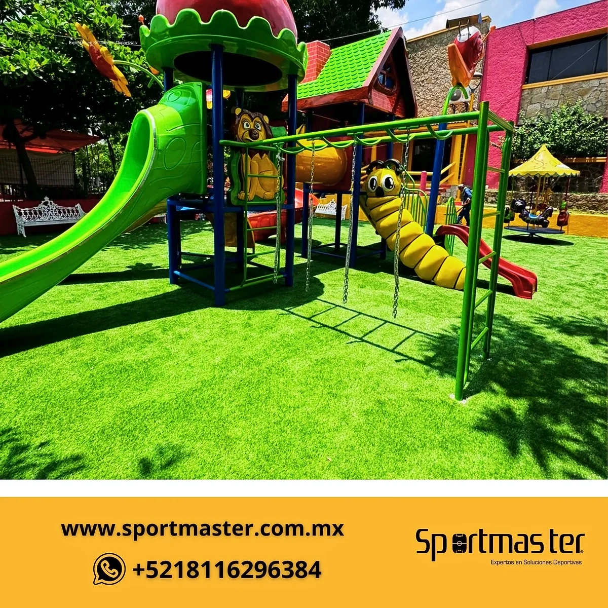 Área verde con pasto sintético con pasto sintético en Casa de la Cultura de Ozuluama, Veracruz: pasto sintético recién cepillado