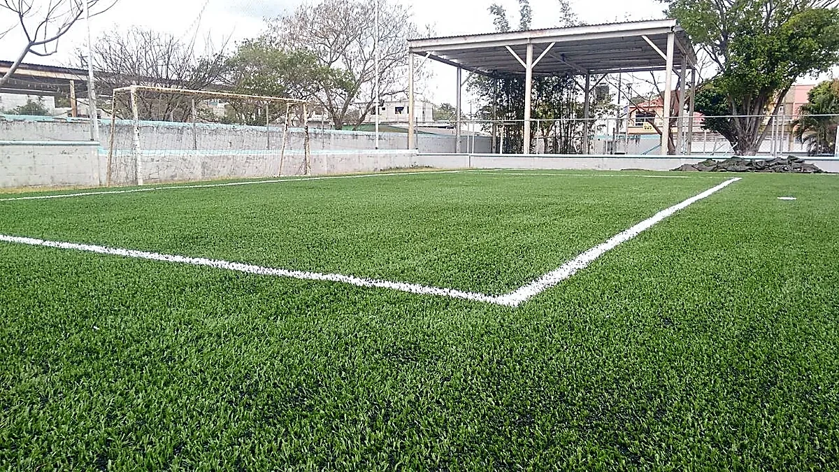 Cancha de fútbol 7 con pasto sintético en Boca del Río, Veracruz: otra vista de la cancha de fútbol 7